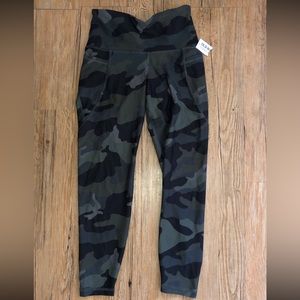 Camo powersoft leggings Size S petite